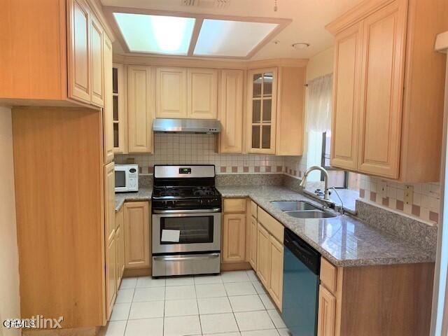 Building Photo - 3 br, 2 bath Condo - 319 California St Unit F