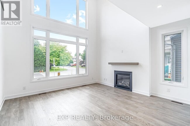 Building Photo - 489 Duvernay Dr