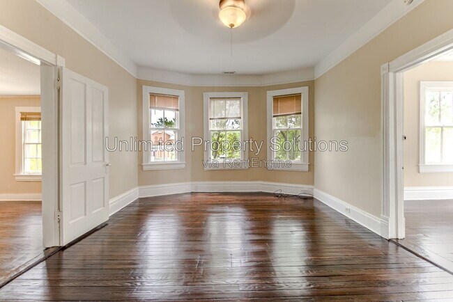 Foto del edificio - 108 N 8th St