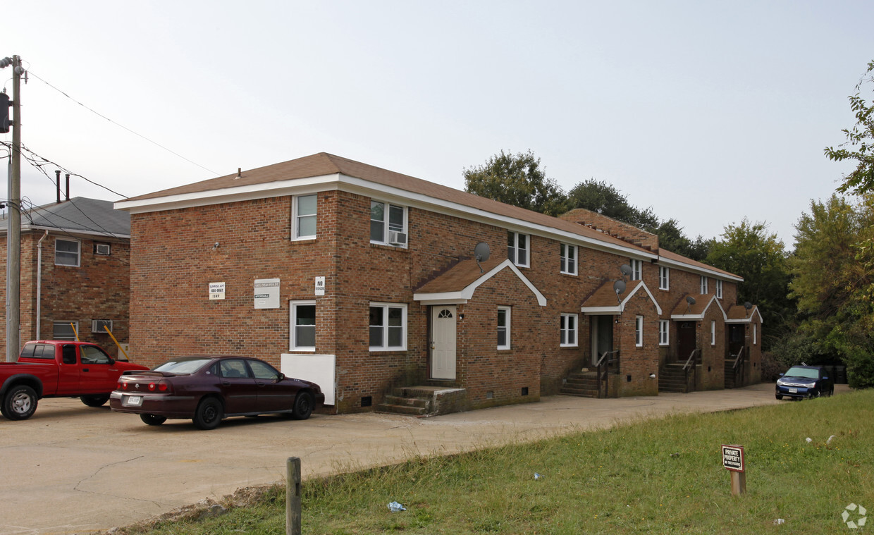 Primary Photo - Sunrise Apartments