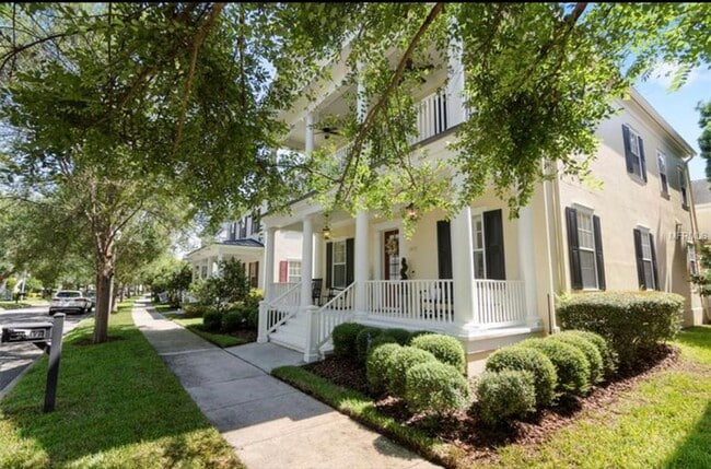 Foto del edificio - Baldwin Park home 3 car garage with 600 sq...