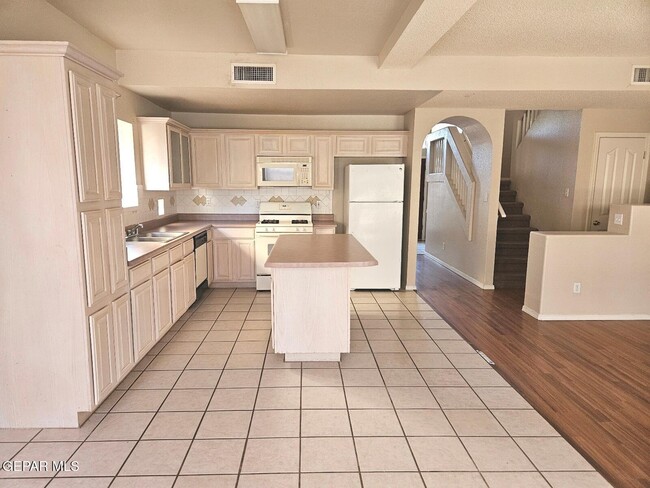 Foto del edificio - 12604 Sun Terrace Ave