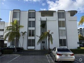 Building Photo - 1075 93rd St