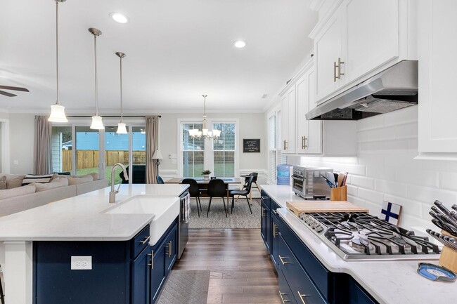 Foto del edificio - Wyndwater Home Available!