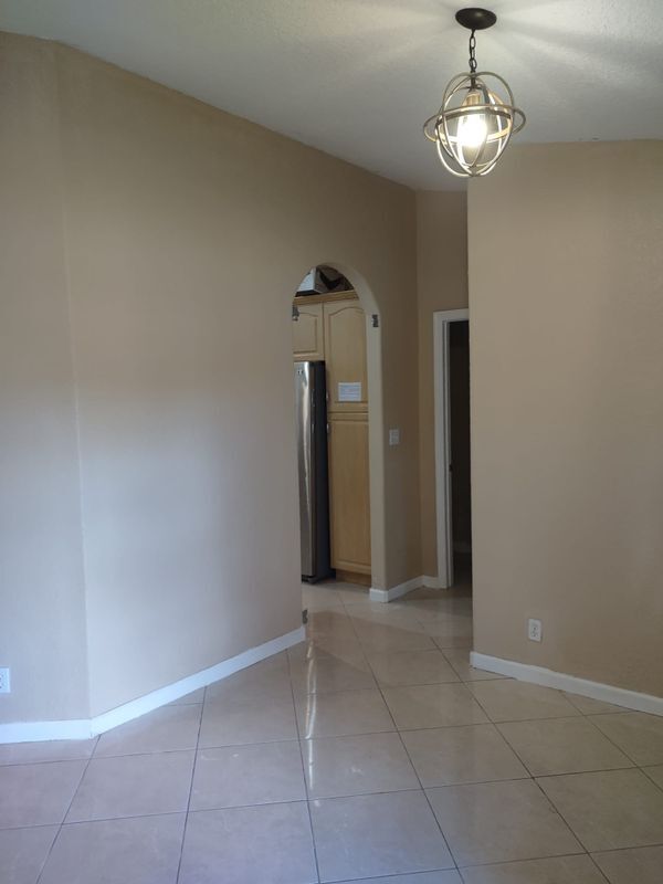 Foto del edificio - 2001 NW 27th Ln