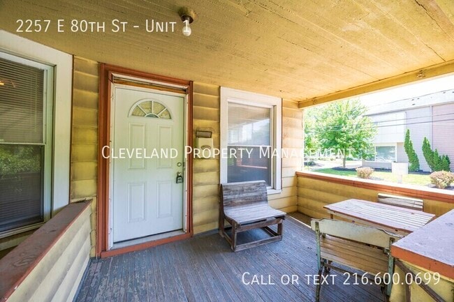 Foto del edificio - 2257 E 80th St