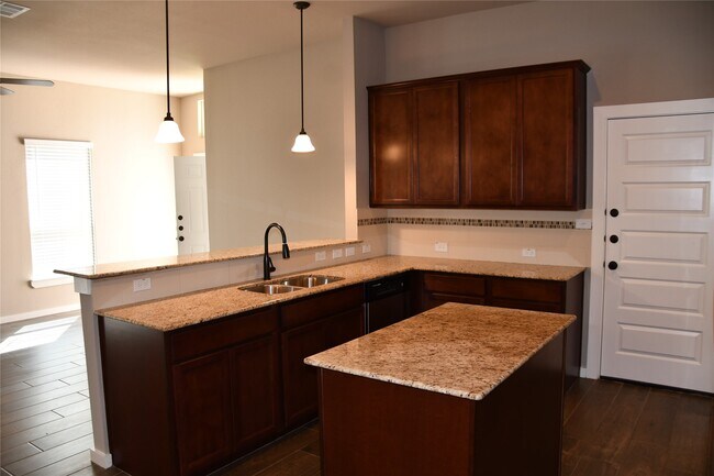 Building Photo - 106 Wickersham Rd