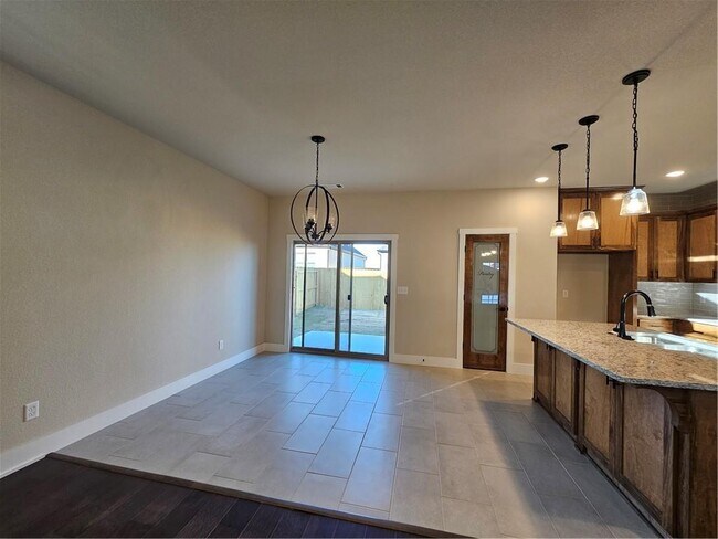 Foto del edificio - 7102 SW High Meadow Blvd