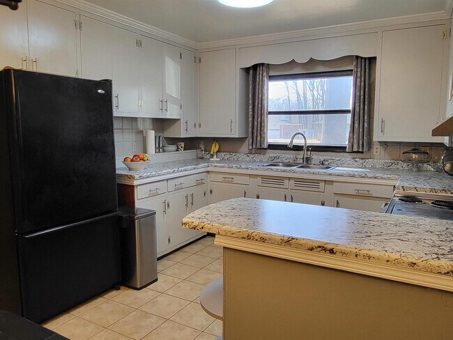 Foto del edificio - 4612 Gilbert Rd