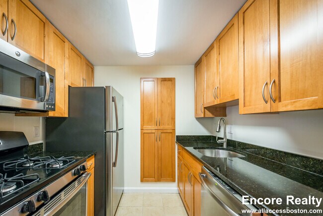 Foto del edificio - 51 Thornton Rd