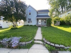 Building Photo - 435 16th St