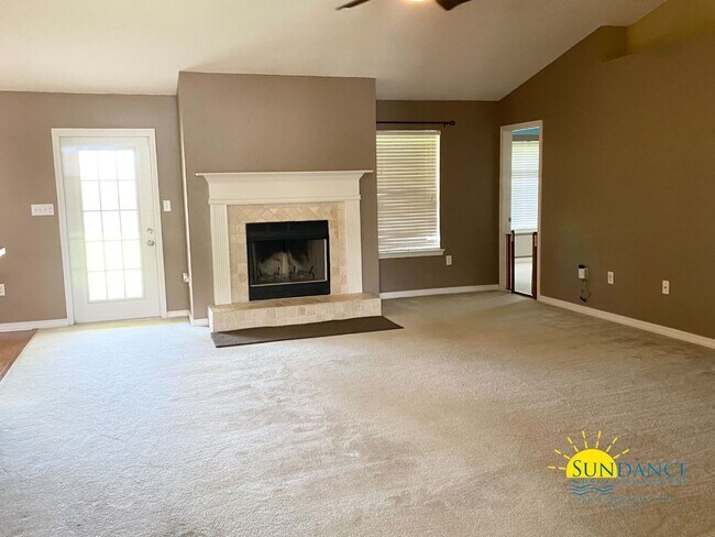 Foto del edificio - Stunning 4 Bedroom Home in Navarre