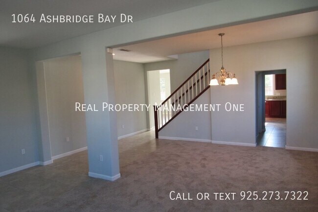 Foto del edificio - 1064 Ashbridge Bay Dr