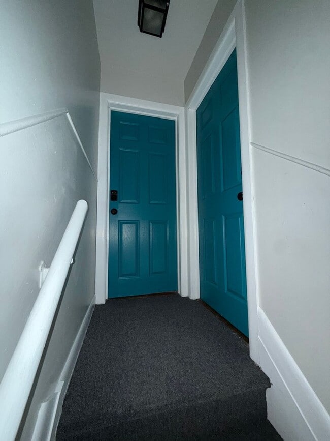 Building Photo - 518 SIXTH STREET