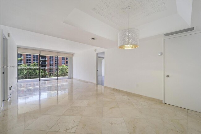 Foto del edificio - 2901 S Bayshore Drive Unit 7E