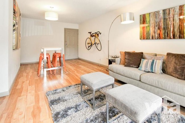 Building Photo - 1 bedroom in AUSTIN TX 78741