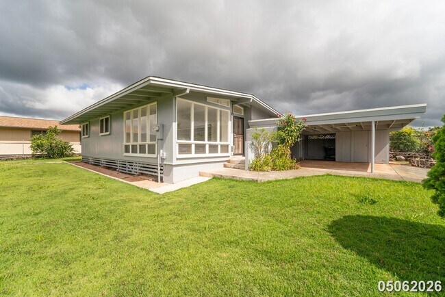 Foto del edificio - Available Now! 3 BD / 1.5 BA / 2 carport parking in Wahiawa