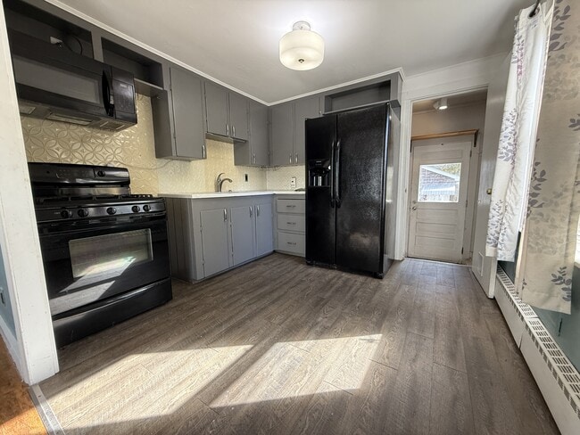 Building Photo - 66 Memory Ln