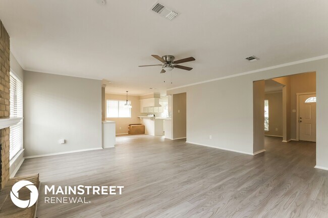 Building Photo - 1335 Westgreen Blvd