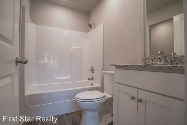 Building Photo - 2 br, 2 bath House - 592 N Littleleaf Terrace
