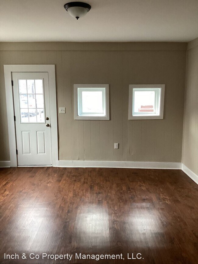 Building Photo - 5 br, 1.5 bath House - 263 Walnut Street