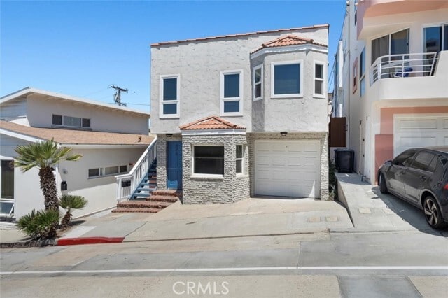 Primary Photo - 225 42nd St