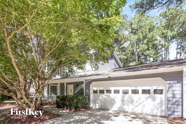 Foto del edificio - 668 Slew Ave