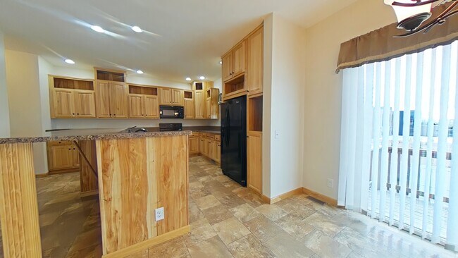 Building Photo - 3613 Long Branch Ave