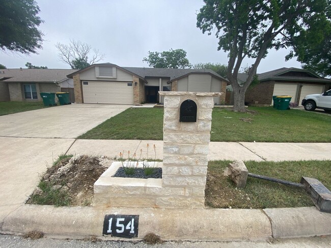 Building Photo - Newly Remodeled