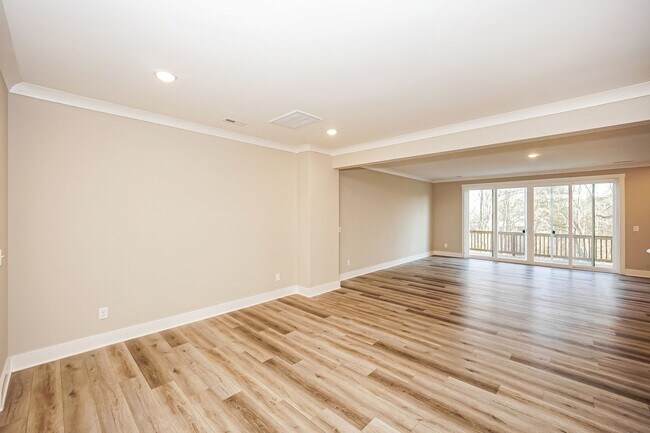 Foto del edificio - Brand New End-Unit Townhome | 3 BR/2.5BA | 1-Car Garage | Near Downtown Mooresville