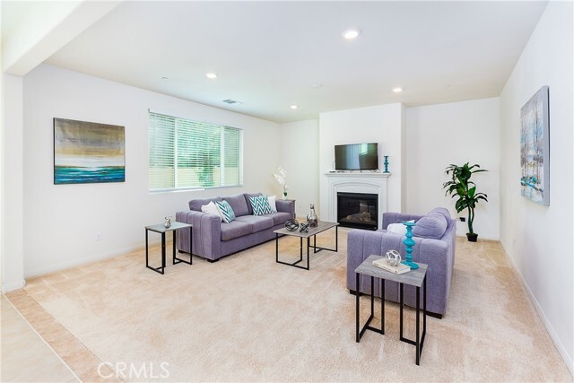 Foto principal - 6203 Winona St