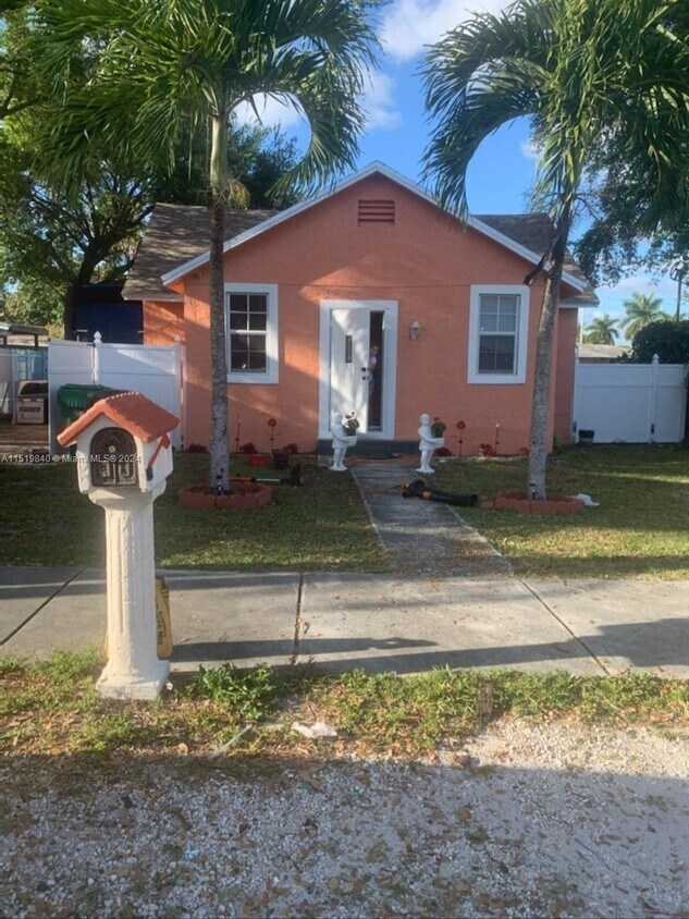 Primary Photo - 2215 NW 104th Ter