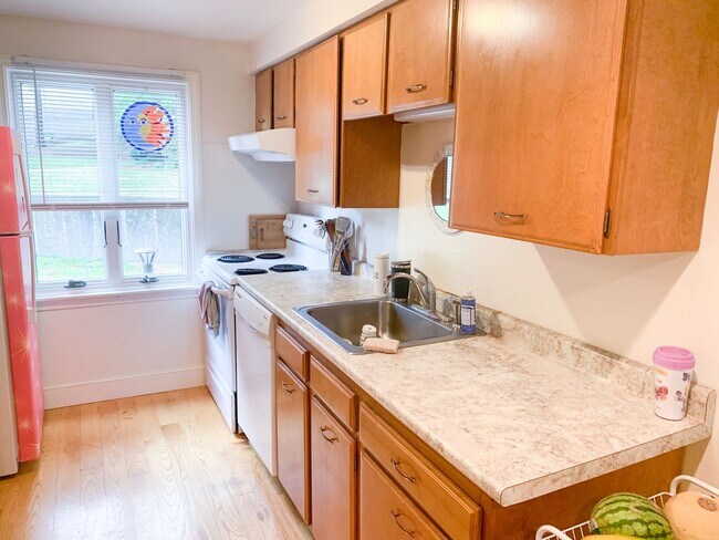 Foto del edificio - 2 Bedroom Condo in Amherst
