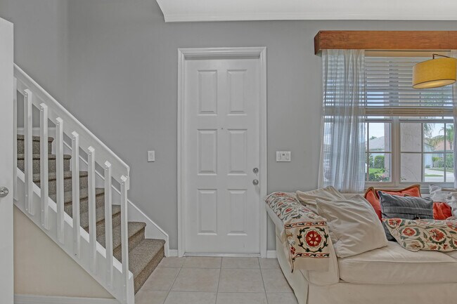 Building Photo - 10751 Oak Bend Way