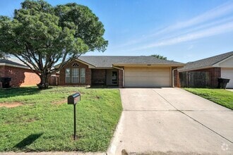 Building Photo - 4410 Bob O Link Dr