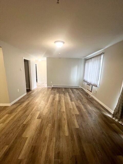 Foto del edificio - 85 Old Town Rd