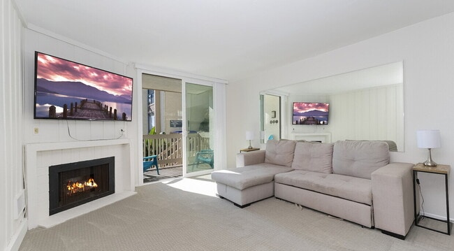 Building Photo - Coastal Living at Its Finest: Charming 1-B...
