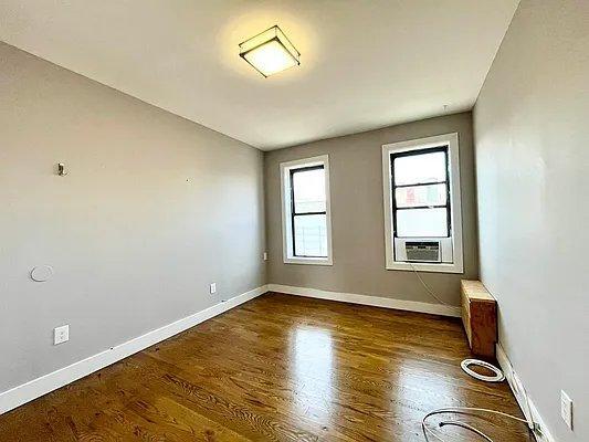 Building Photo - 3 bedroom in Bronx NY 10463