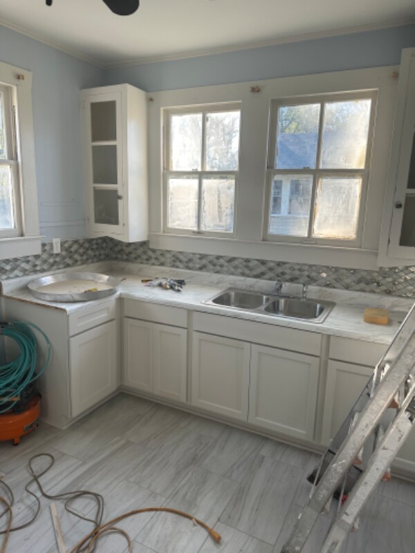 Building Photo - 6166 Cyrus Ave
