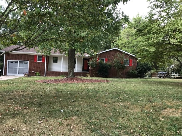 2 Bedroom Statesville Rd Salisbury House For Rent In Salisbury Nc Apartments Com