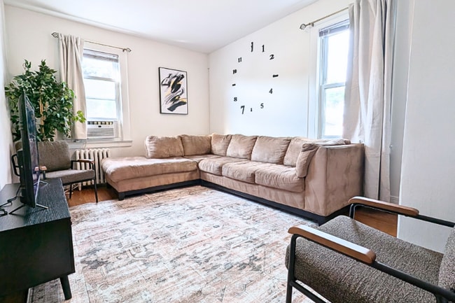 Building Photo - 108 Gotthart St