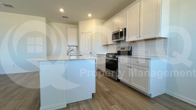 Foto del edificio - 1220 Ipkiss Ave