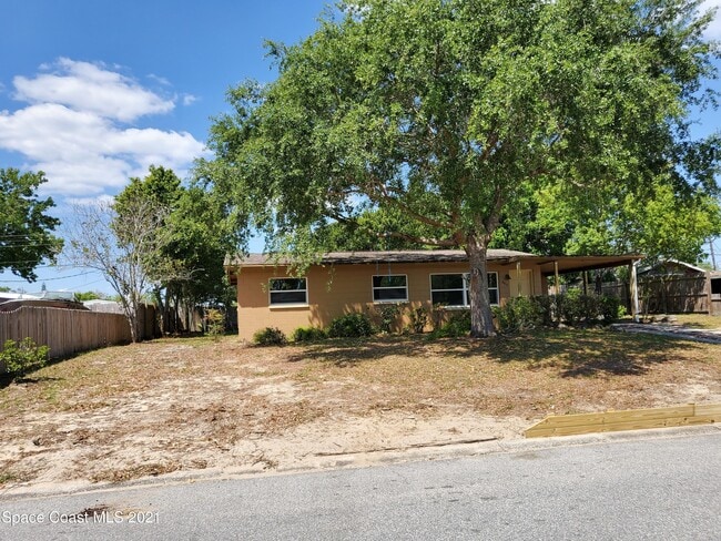 Building Photo - 4470 Coleridge Ave