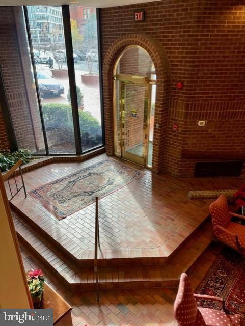 Foto principal - 1099 22nd St NW