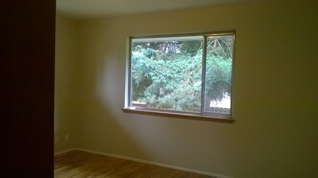 Foto del edificio - 5102 SW Pritchard St