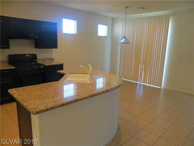 Building Photo - 3368 Osiana Ave
