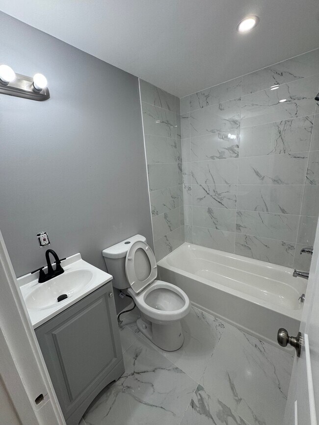 Foto del edificio - 754 Loch Sheldrake Hurleyville Rd