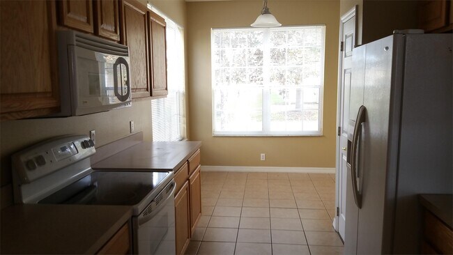 Building Photo - 4925 Alita Terrace