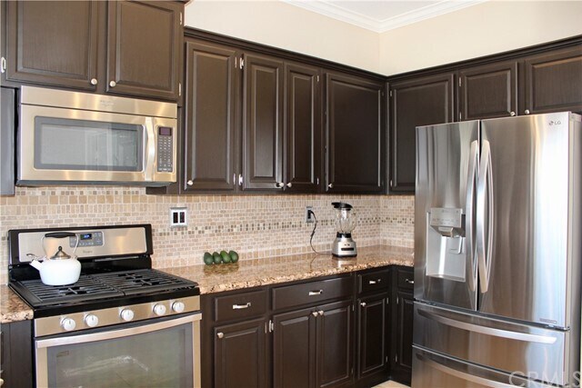 Building Photo - 37 Wightman Ct