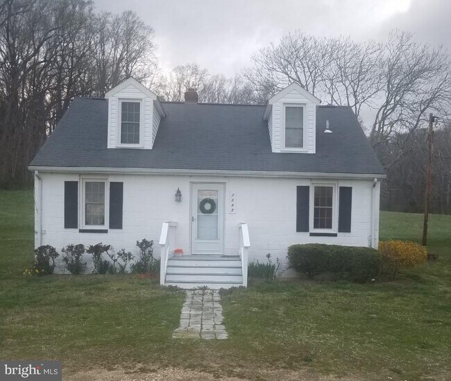 Foto del edificio - 7095 Rose Hill Rd